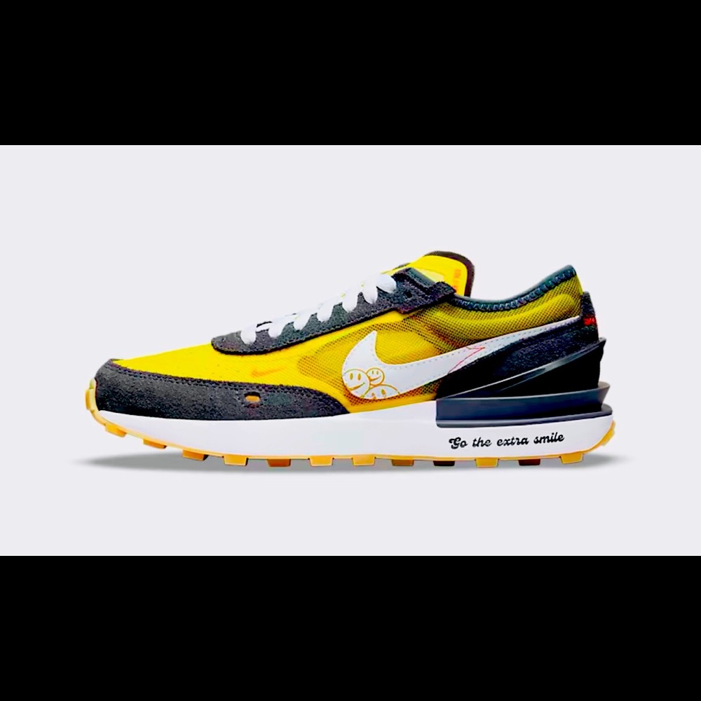 NIKE Waffle One SE Go The Extra Smile Yellow Pollen Black Smiley Face 7Y W8.5